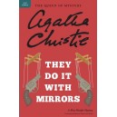 They Do It with Mirrors / Agatha Christie